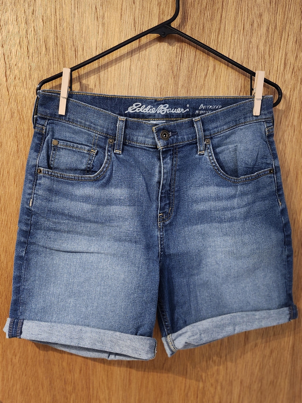 Eddie Bauer Medium Blue Denim Rolled Cuff Shorts